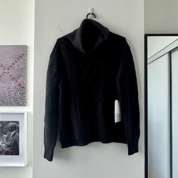 Kit & Ace CABLEKNIT MERINO TURTLENECK SWEATER - Heather Black - Picture 5 of 14